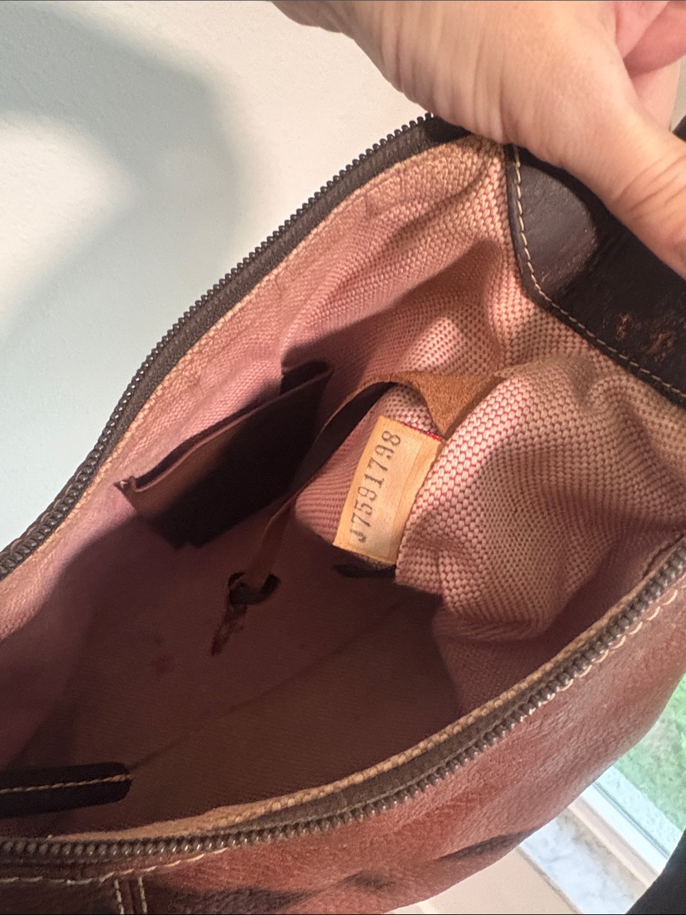 Dooney & Bourke Chestnut Brown East West Pebbled Leather Hobo Shoulder Bag - Picture 7 of 7